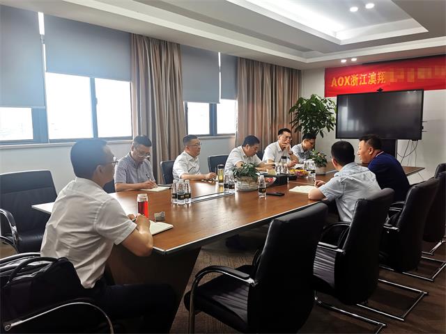 電動執行器廠家與副市長會談